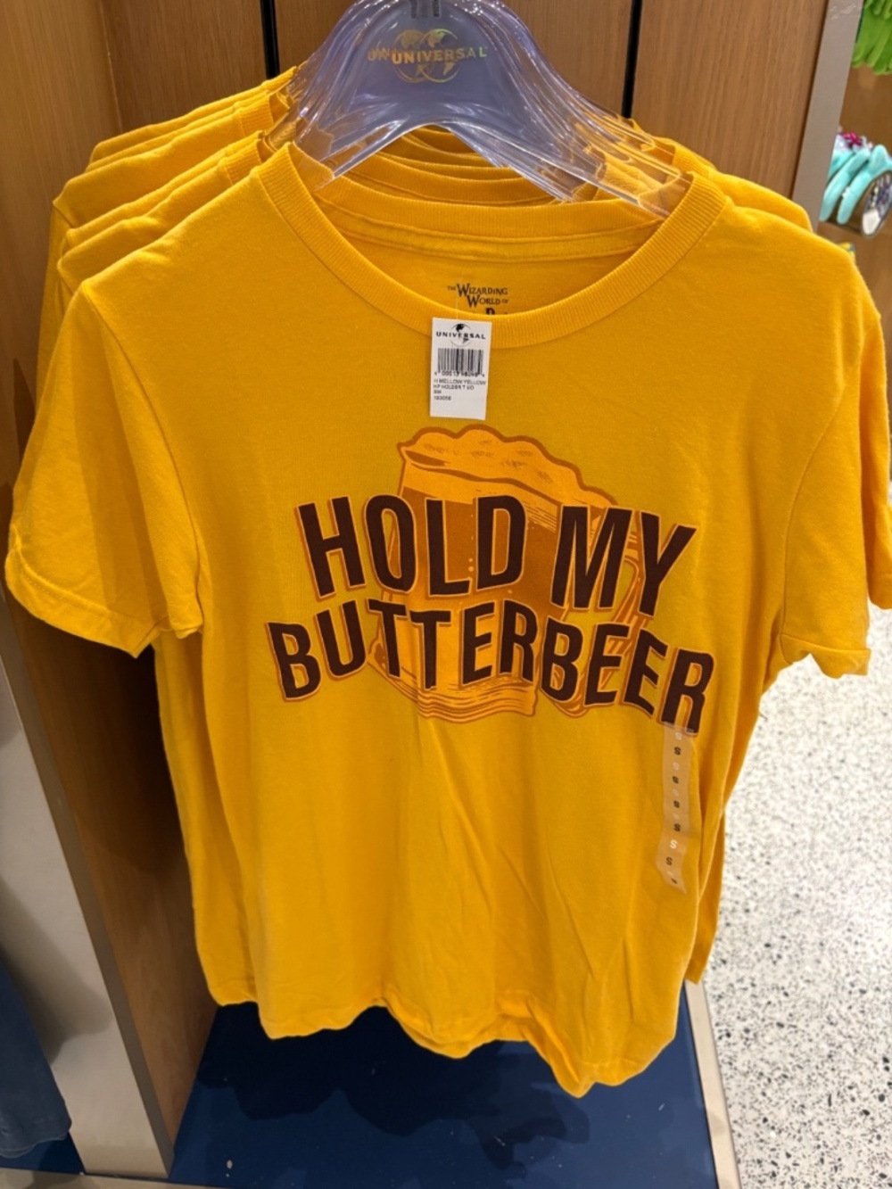 UNIVERSAL ORLANDO HOLD MY BUTTERBEER T-SHIRT M-LG-XLG